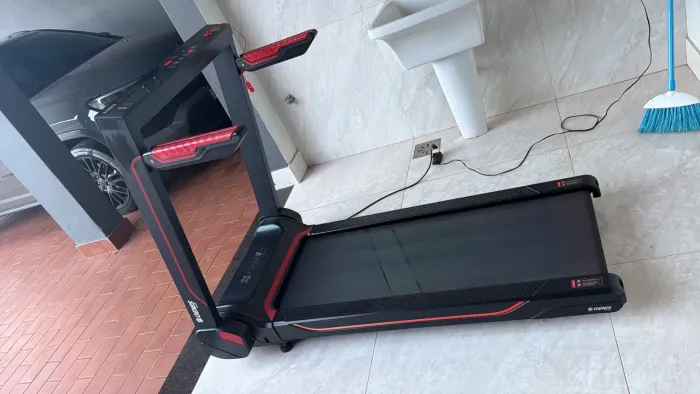 Esteira Genis GT 1000 Dobrável Polishop