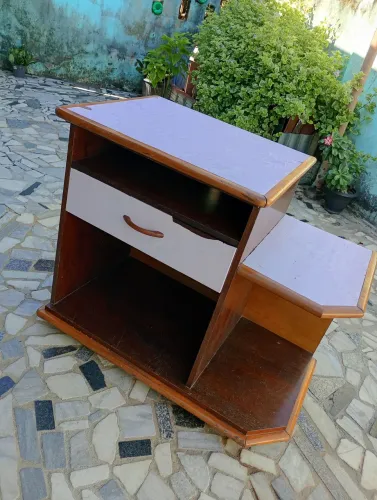 Rack para quarto 