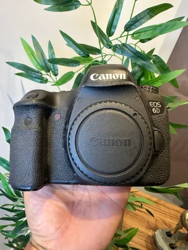 Câmera Canon 6D fullframe