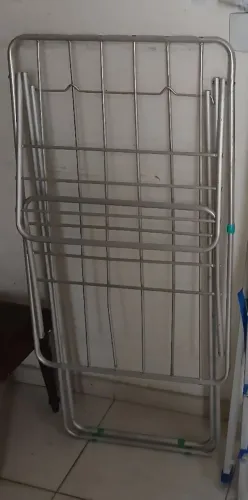 Varal de alumínio de chão