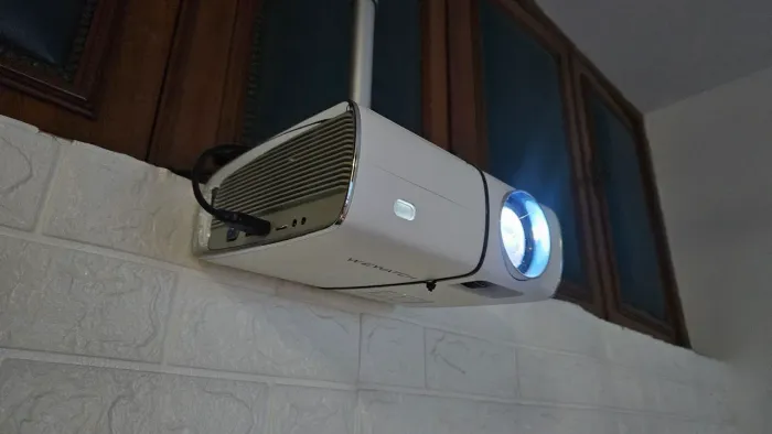 Projetor 4K Full HD - 200 polegadas