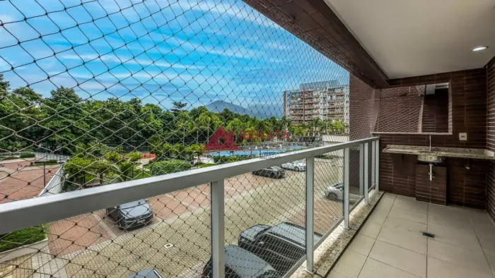 Apartamento à venda com 2 quartos na Barra da Tijuca/RJ