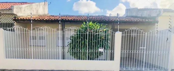 Alugo casa no conjunto Orlando Dantas