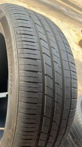 Pneu Hankook 225/55 R19