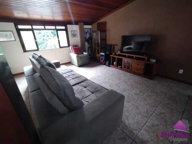 Cobertura para Locação em Teresópolis, BARRA DO IMBUÍ, 2 dormitórios, 2 banheiros, 1 vaga