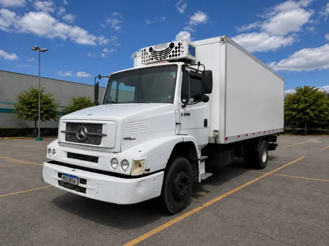 Vendo Caminhão Mercedes- Benz L1318