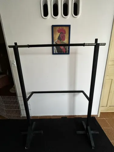 Suporte de barra com barra
