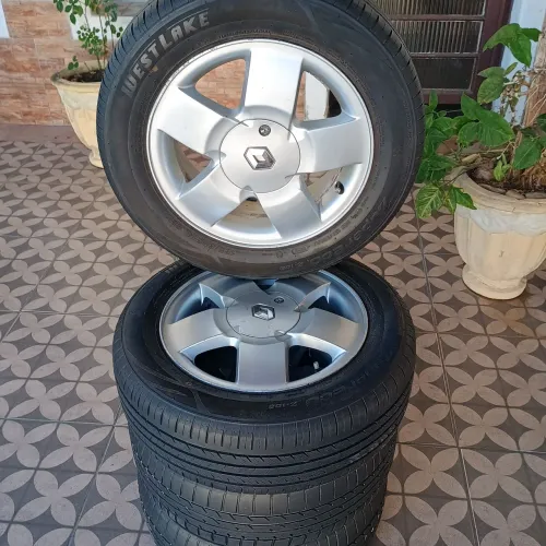 Rodas 14 originais Renault