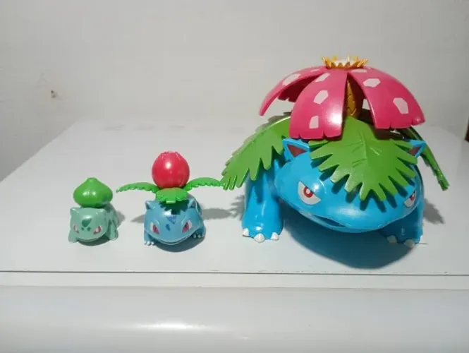 Pokémon Select - Bulbasaur Ivysaur Venusaur