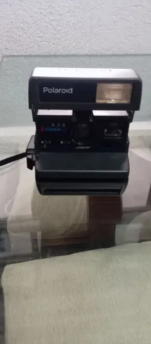 Máquina fotográfica Polaroid 