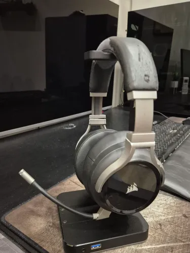 Headset Corsair Virtuoso RGB 
