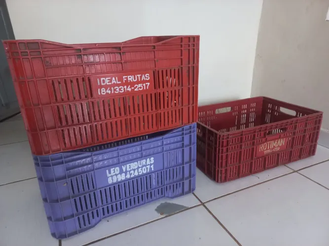 Caixas plasticas