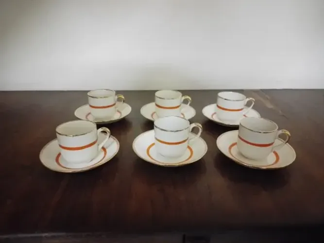 conjunto de xicaras de cafezinho em porcelana inglesa CreamPetal Grindley England