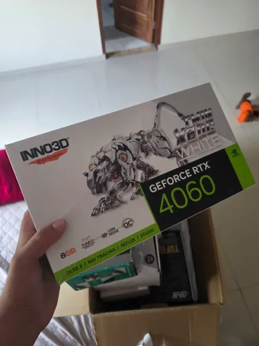 Placa de video Rtx 4060 8gb branca