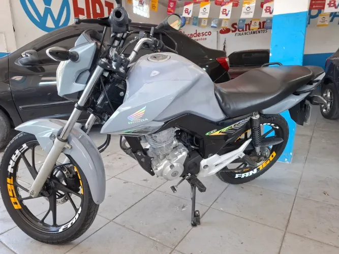 Vendo cg fan 160 2019 aceitamos cartões