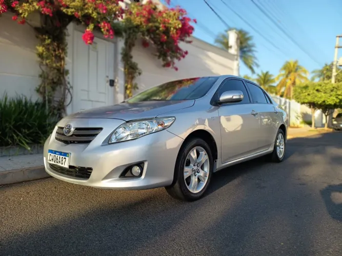 Toyota Corolla XEI 1.8/1.8 Flex 16V Aut. 2010