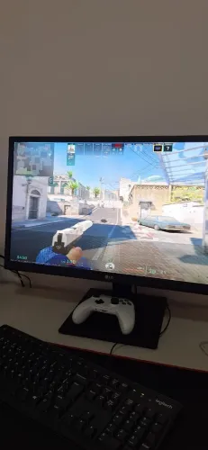 Monitor LG 24" Pol - 75hz HDMI DP (Com Defeito)
