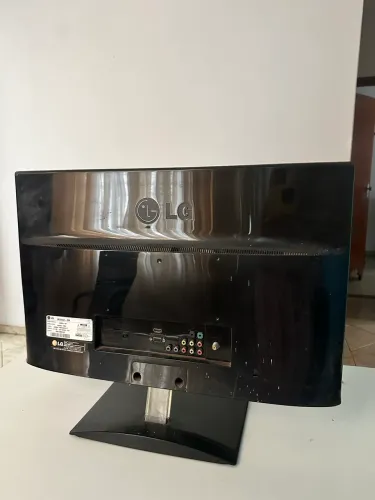 Tv/ monitor 20?