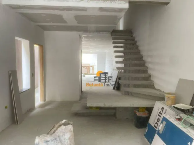 Sobrado com 3 dormitórios à venda por R$ 700.000,00 - Bela Vista - Osasco/SP