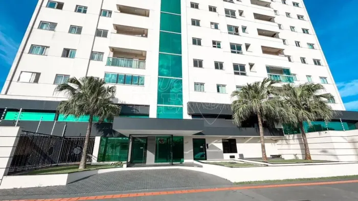 Apartamento para alugar com 104 m² por R$2.300,00