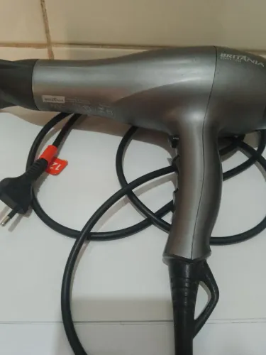 Secador de cabelo usado 127 volt
