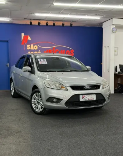 Ford Focus Sedan 2.0 16v/2.0 16V Flex 4P Aut. 2012