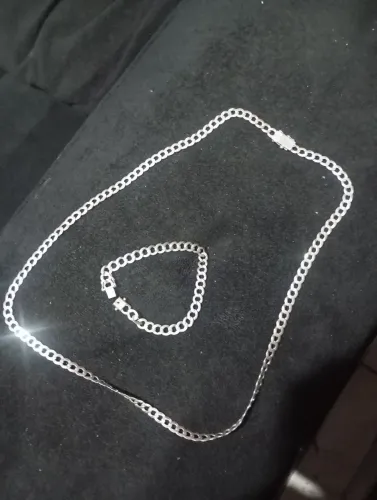 Cordão e pulseira Prata
