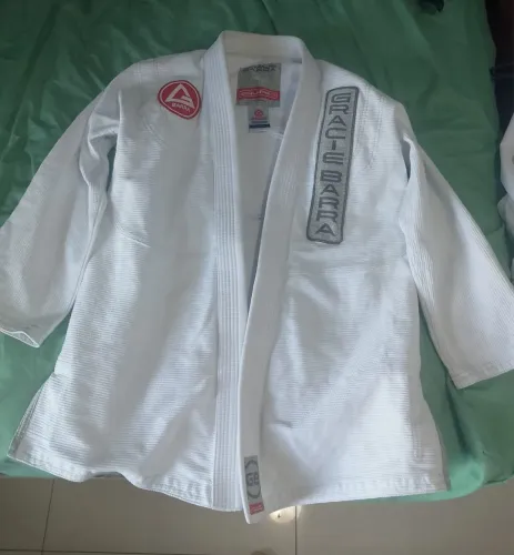 Kimono Gracie Barra