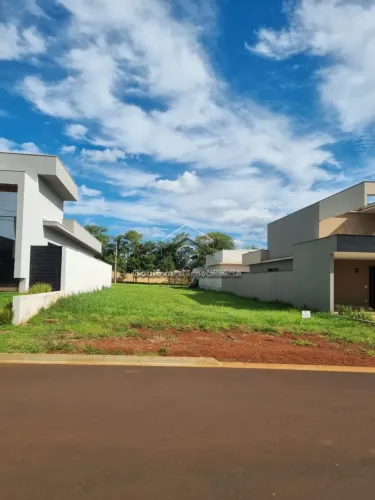 Comprar Terreno em Condomínio Fechado em Ribeirão Preto