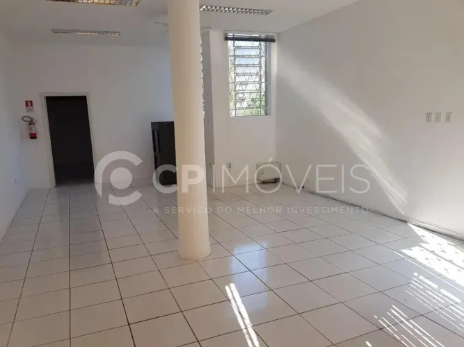 Loja comercial para locação na Av. Protásio Alves