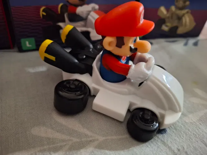 Cjt Mário Kart Mac Donalds(06 unids)