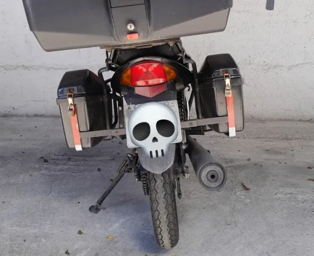 Baús laterais pra FAN e TITAN