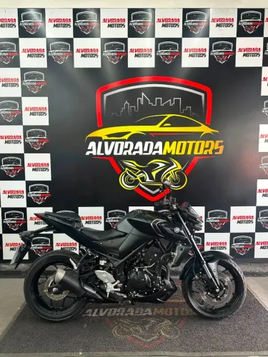 mt03 2023 6.300 km. Emplacada e à pronta entrega