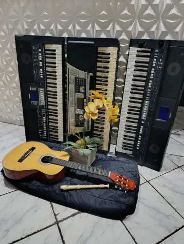 Lindos teclados Yamaha vários modelos