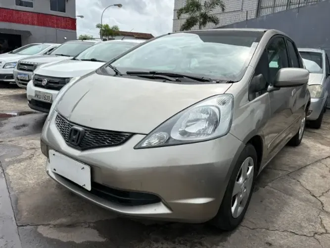 Honda Fit LX 1.4/ 1.4 Flex 8v/16v 5P Aut. 2009