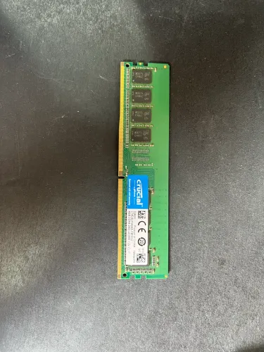 Memória RAM - DDR4 4GB