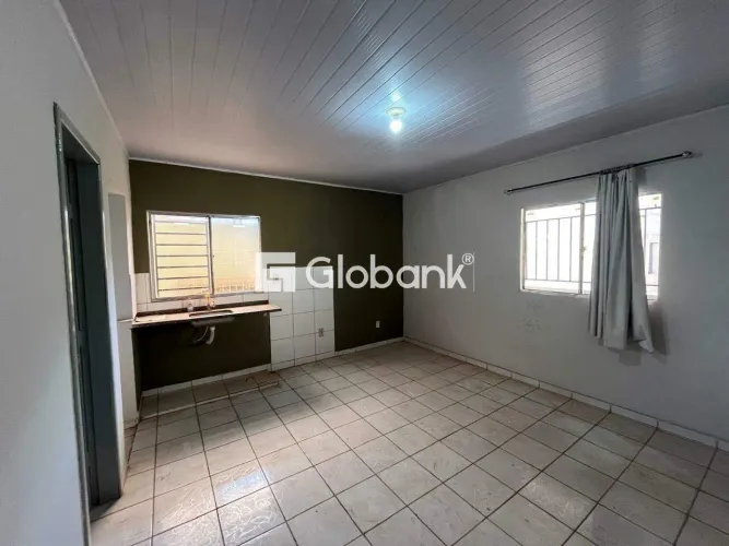 Kitnet 1 quarto para aluguel Renascença 35m² Montes Claros MG