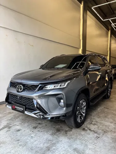 Toyota Hilux SW4 Diamond 2.8 TB 4X4 Die. Aut. 2024