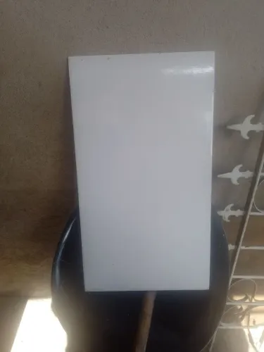 Vendo azulejo,35 metros de azulejo, medica 32/57 valor$ 680 