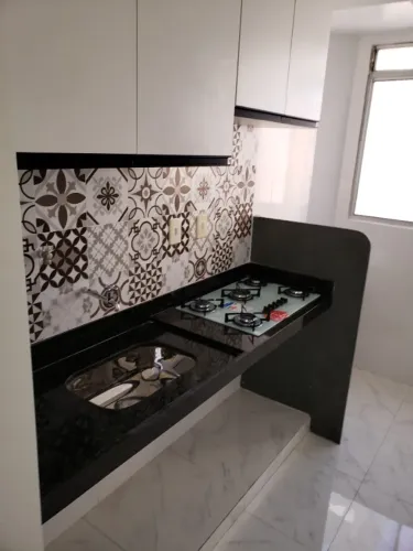Vendo lindo apartamento 2 quartos - Barreiro (Solar do Barreiro)