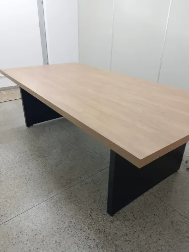 Mesa de reunião