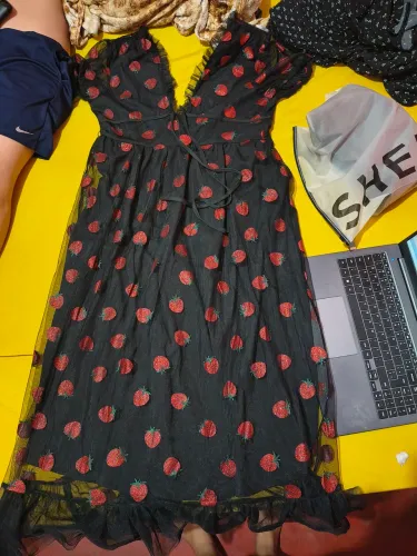 VESTIDO MORANGO G