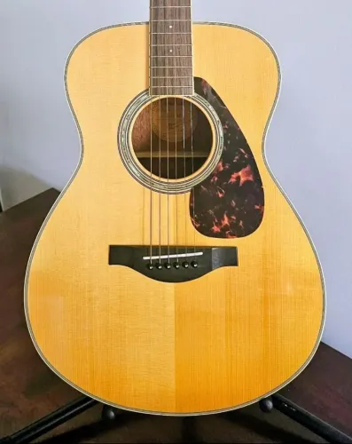 Violão Yamaha L6M A.R.E Eletroacústico