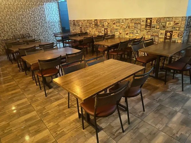 Jogos de mesas e cadeiras Aramuni restaurante, bar, pizzaria e lanchonete