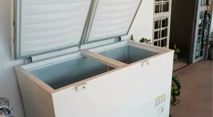 Freezer eletrolux 400litros  Bem conservado