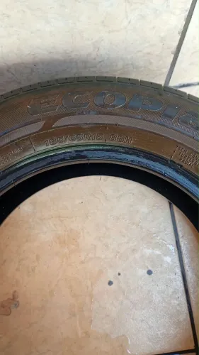 Vendo pneus aro 15