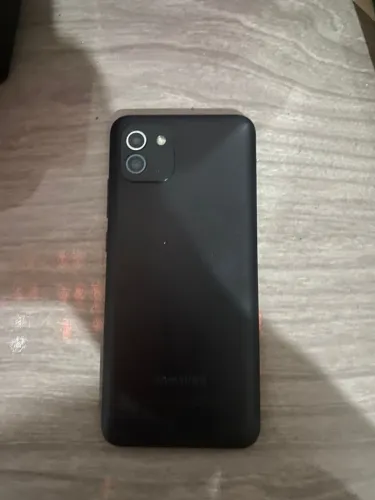 Celular sansung A03, com 64g e 4 de ram.