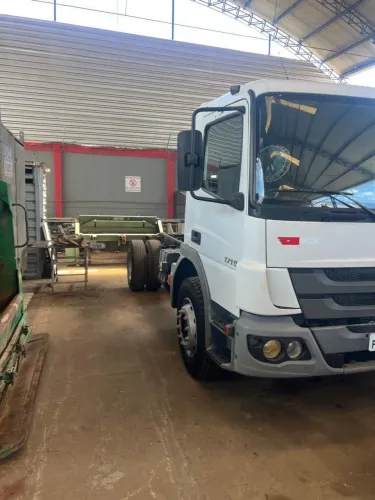 Mercedes Atego 1719. 2018 único dono