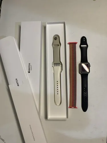 Apple Watch Series 3 38mm Prata + 4 Pulseiras + Caixa 