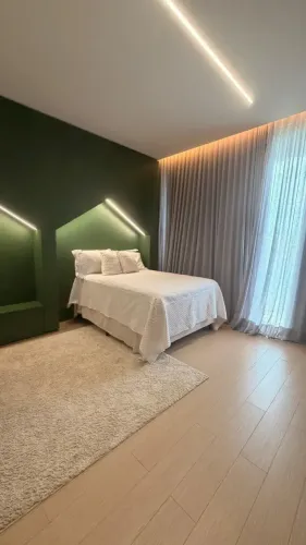 CASA MOBILIADA ALTO PADRÃO EM CONDOMÍNIO FECHADO